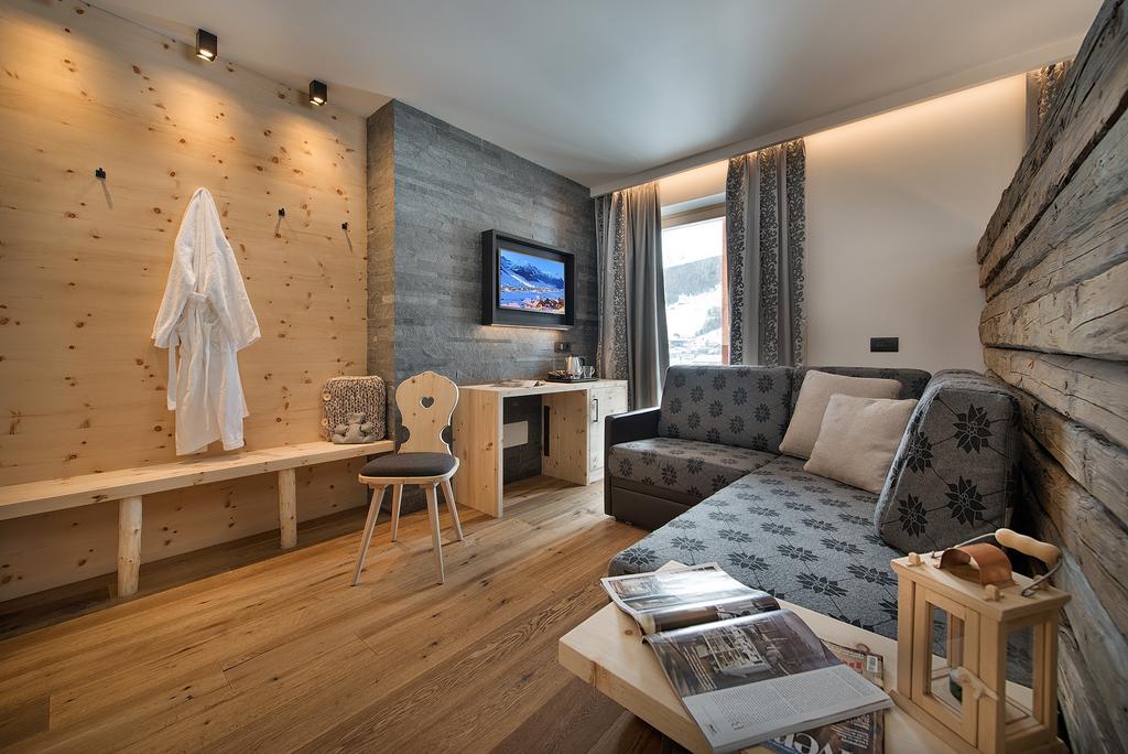 Hotel Roberta Alpine Adults Only Livigno Eksteriør billede
