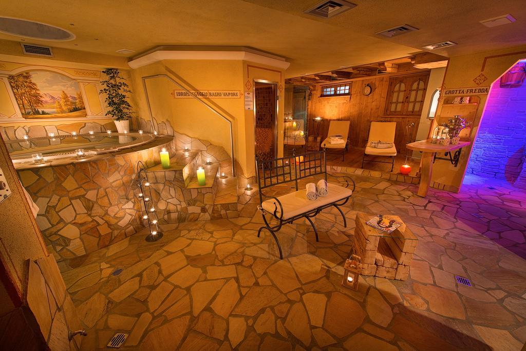 Hotel Roberta Alpine Adults Only Livigno Eksteriør billede