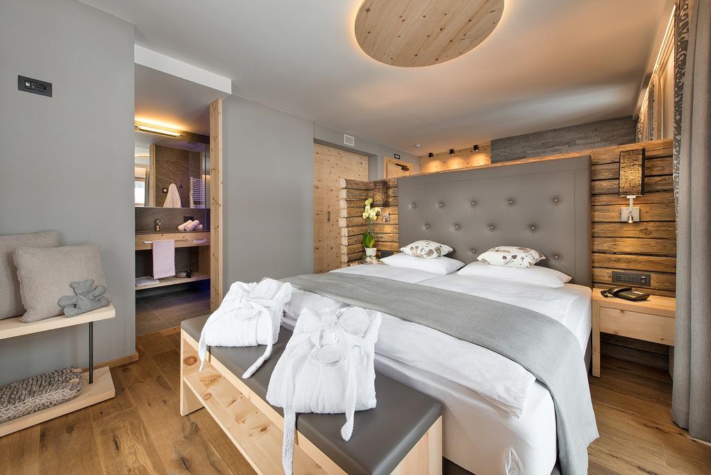 Hotel Roberta Alpine Adults Only Livigno Eksteriør billede