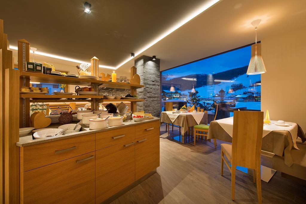 Hotel Roberta Alpine Adults Only Livigno Eksteriør billede