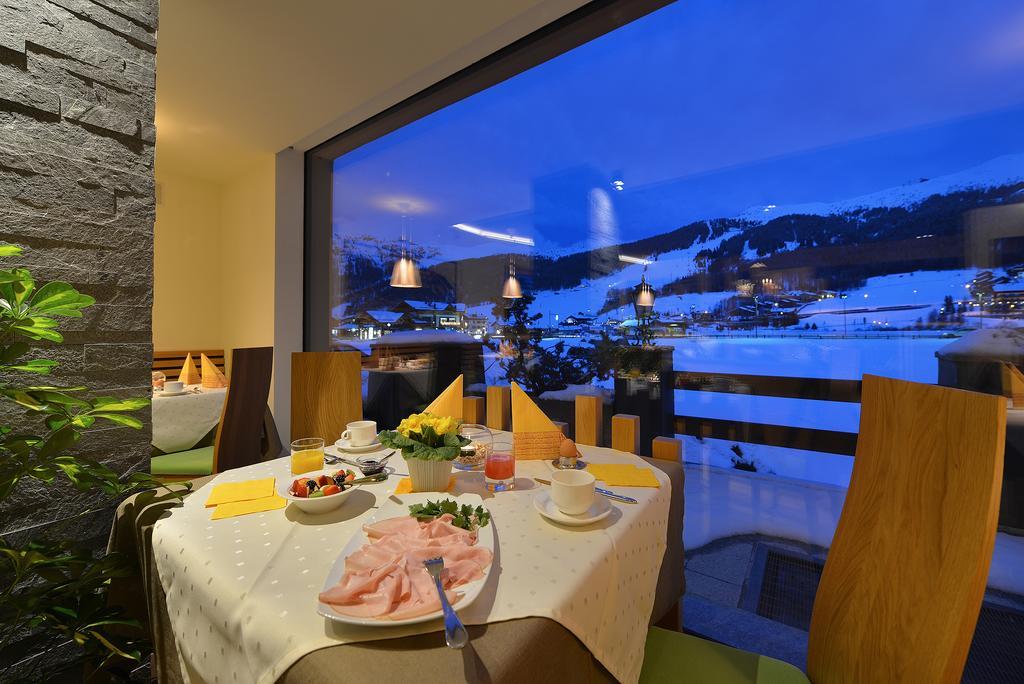 Hotel Roberta Alpine Adults Only Livigno Eksteriør billede