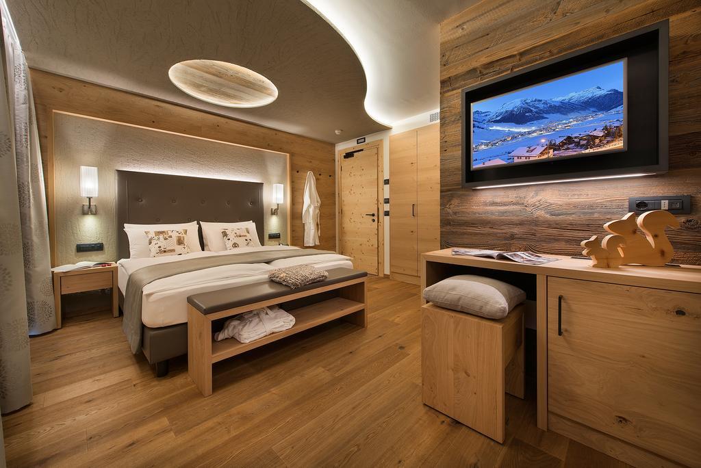 Hotel Roberta Alpine Adults Only Livigno Eksteriør billede