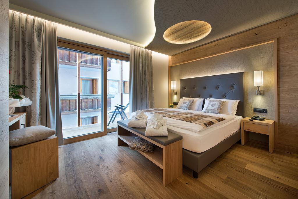Hotel Roberta Alpine Adults Only Livigno Eksteriør billede